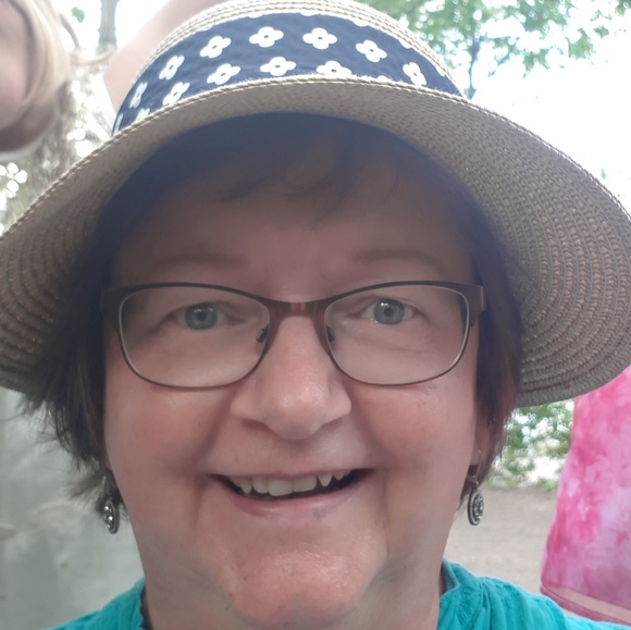 Meet your Posher, Judy - Picture 1 of 1